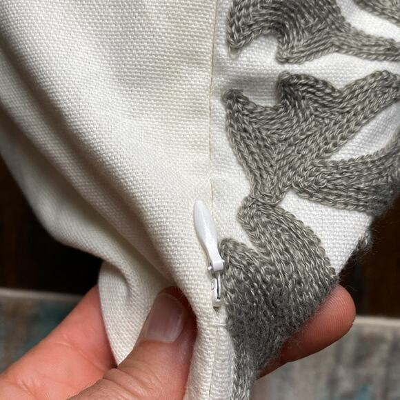 HWY 50 embroidered shades of grey and white paisley 18x18‎ accent pillow - Picture 3 of 7